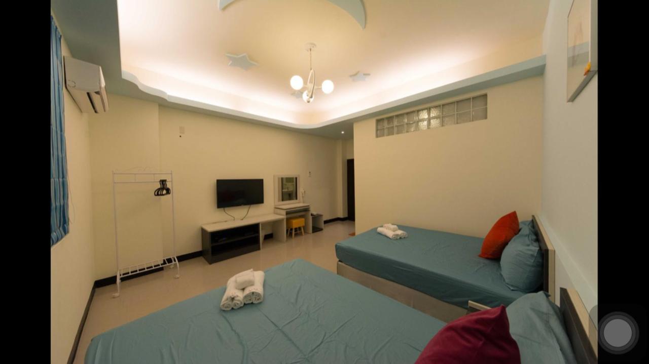 Kenting Orange Homestay Hengchun Old Town Exterior foto